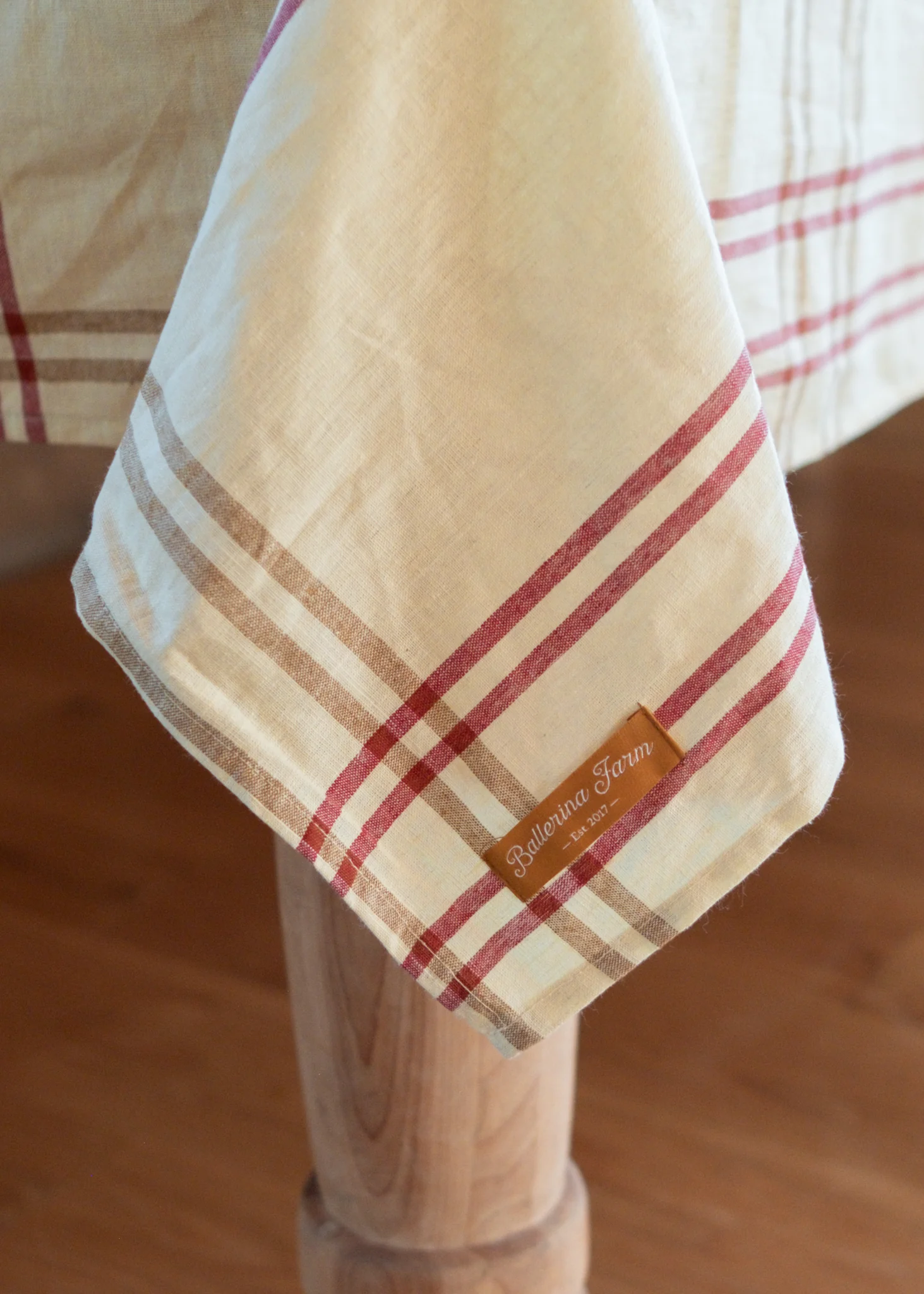 Dottie Tablecloth - Image 9
